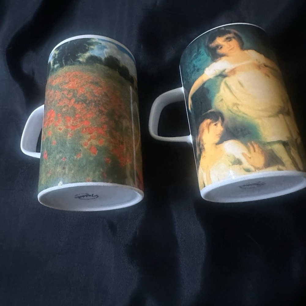 TRISA Porcelain Mugs Set of 2